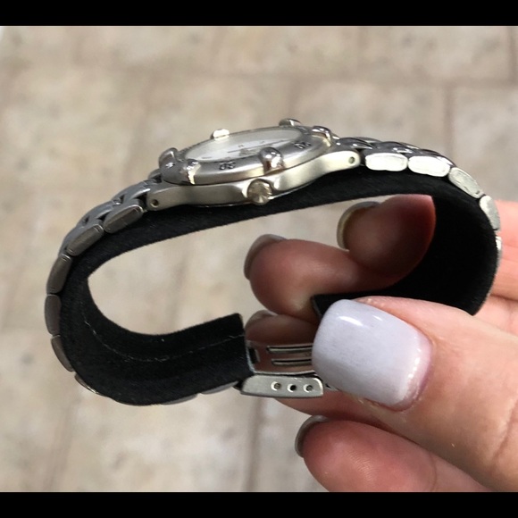 VINTAGE 1995 Swiss Military Ladies watch main image 4